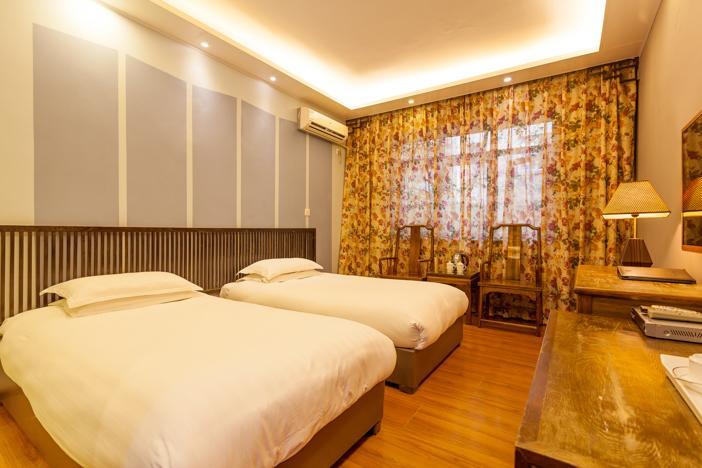 Starway Flower Hotel Chengdu Room photo