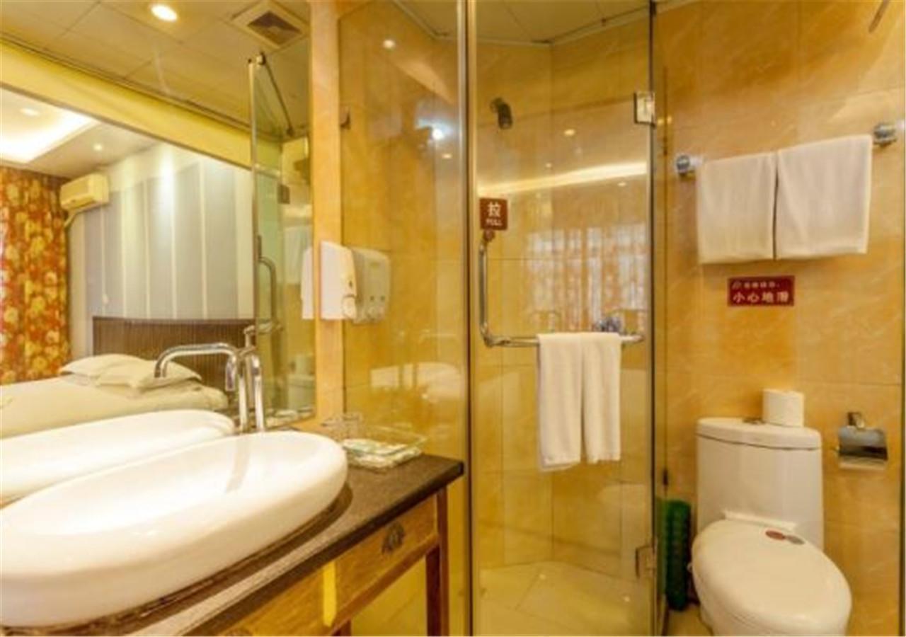Starway Flower Hotel Chengdu Exterior photo